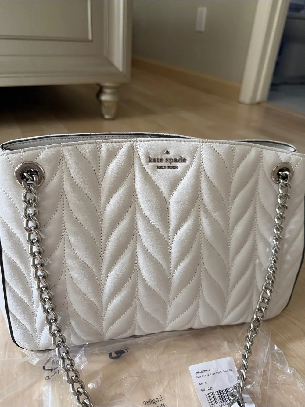 kate spade Quilted white Shoulder Bag with Silver Chain